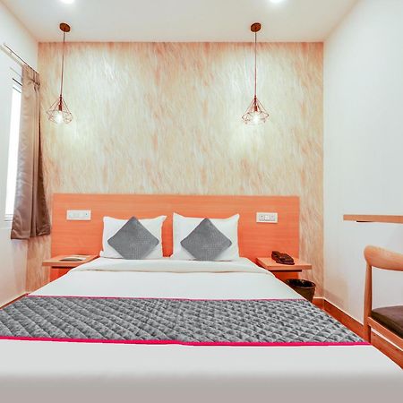 Hotel Townhouse Casa Grand Hyderabad Esterno foto